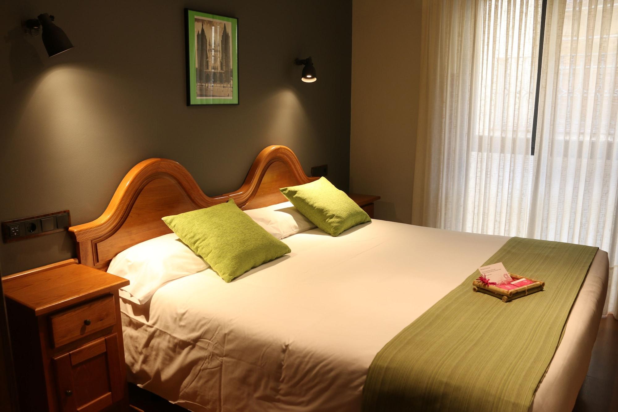 Alda Casco Antiguo Hotel เลออน ภายนอก รูปภาพ